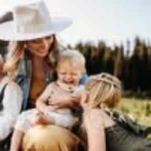 Meet your Posher, Joyanna